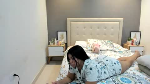 Snapshot of lunaa08 chatting on 29, 6, 2026 lunaa08 online show from 29, 6, 2026