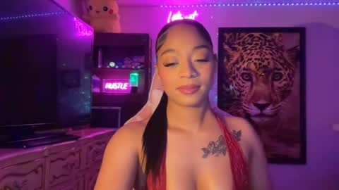 Snapshot of lunaa_11 chatting on 25, 7, 2026 lunaa_11 online show from 25, 7, 2026