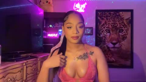Snapshot of lunaa_11 chatting on 30, 7, 2026 lunaa_11 online show from 30, 7, 2026