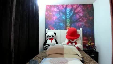 lunaa mayer online show from 8, 11, 2025