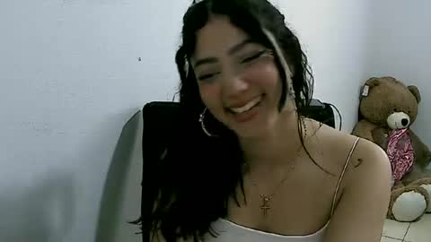 lunaa_sub online show from 28, 2, 2025