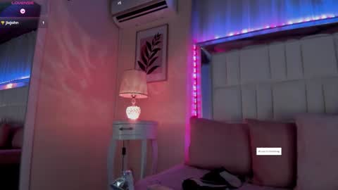 Snapshot of lunaablaze chatting on 14, 11, 2025 lunaablaze online show from 14, 11, 2025