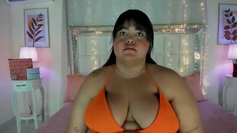 Snapshot of lunaablaze chatting on 15, 12, 2025 lunaablaze online show from 15, 12, 2025