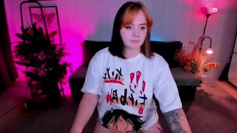 Snapshot of lunaali chatting on 8, 9, 2025 Li online show from 8, 9, 2025
