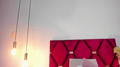 Luna Aspen online show from 11, 11, 2025