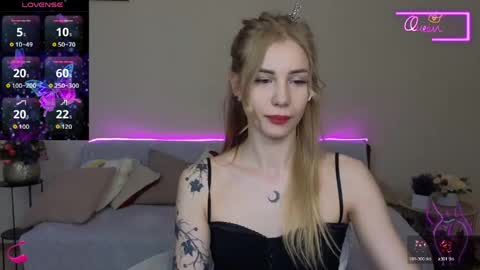 Snapshot of lunabelli chatting on 4, 6, 2026 LunaBelli online show from 4, 6, 2026