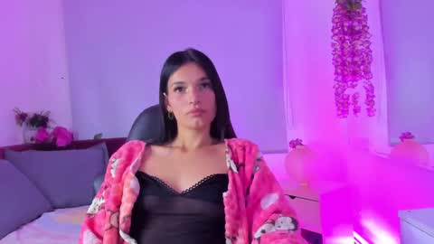 lunaduvall online show from 6, 2, 2025