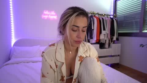 Laura online show from 15, 1, 2025