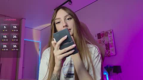 Luna online show from 5, 10, 2025