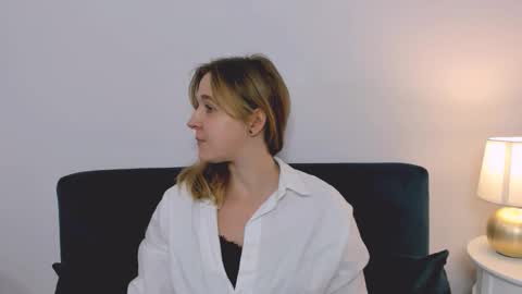 Snapshot of lunakissable chatting on 17, 12, 2025 lunakissable online show from 17, 12, 2025