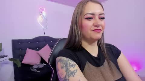 LUNA KITTY  online show from 5, 3, 2026