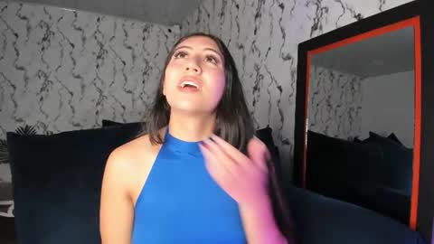 Snapshot of lunaliaa_ chatting on 4, 7, 2026 Lunalia online show from 4, 7, 2026
