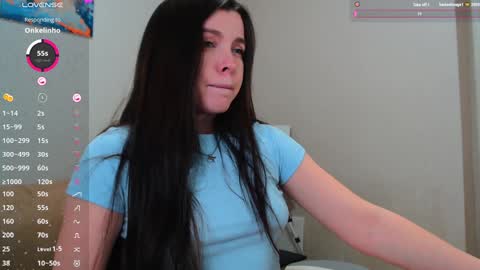 Snapshot of lunalovesuu chatting on 4, 12, 2024 Luna online show from 4, 12, 2024