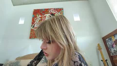 Billie Bubbles online show from 5, 11, 2025