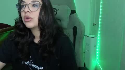 Luna Mae online show from 18, 3, 2026