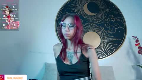 Luna online show from 19, 9, 2025