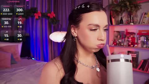 Luna  next streams Mon Fri Sat Sun 8pm-5am gmt0 online show from 25, 12, 2024