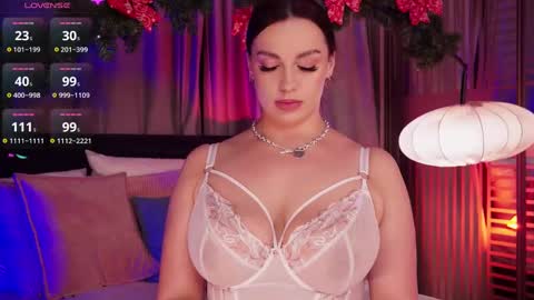 Luna  next streams Mon Fri Sat Sun 8pm-5am gmt0 online show from 27, 12, 2024