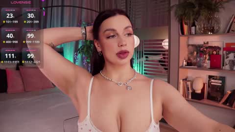 Luna  next streams Mon Fri Sat Sun 8pm-5am gmt0 online show from 14, 1, 2025