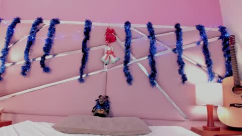 Luna Page online show from 23, 12, 2024