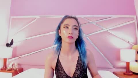 Luna Page online show from 25, 1, 2025