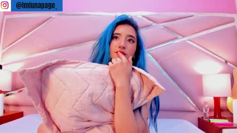 Luna Page online show from 20, 2, 2025