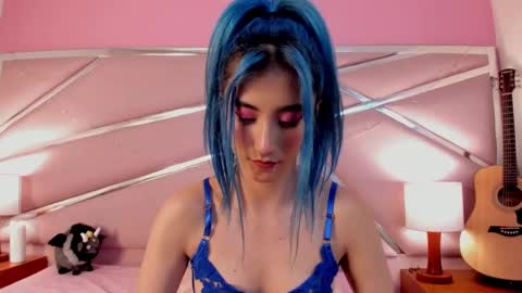 Luna Page online show from 24, 2, 2025