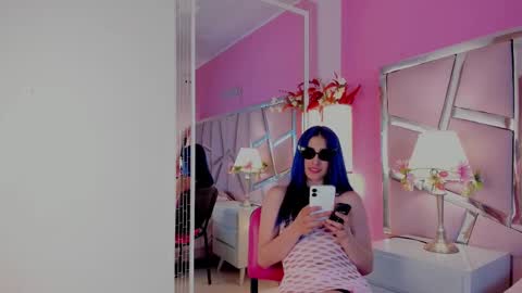 Luna Page online show from 8, 9, 2025