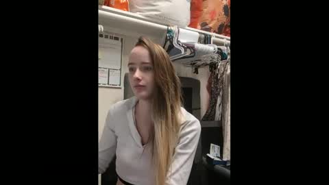 Snapshot of lunapixie2020 chatting on 6, 2, 2025 lunapixie2020 online show from 6, 2, 2025