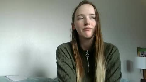 Snapshot of lunapixie2020 chatting on 15, 9, 2025 lunapixie2020 online show from 15, 9, 2025