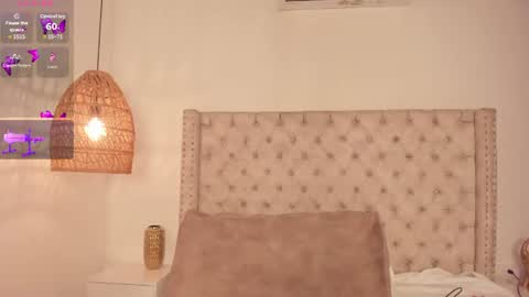 Snapshot of lunara_vall chatting on 23, 6, 2026 Lia 3 online show from 23, 6, 2026