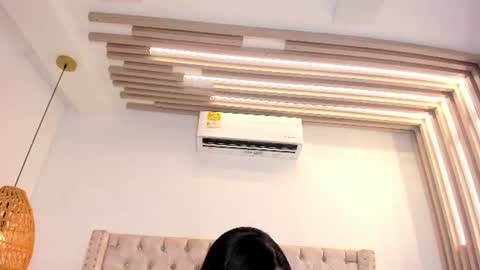Snapshot of lunara_vall chatting on 9, 7, 2026 Lia 3 online show from 9, 7, 2026