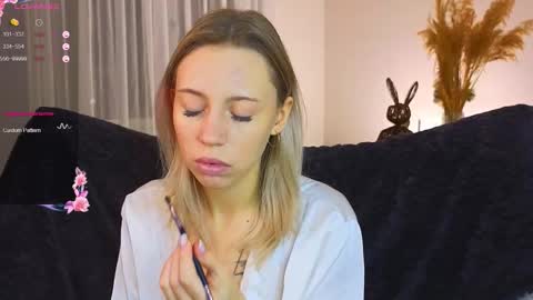 Kelly online show from 10, 11, 2025