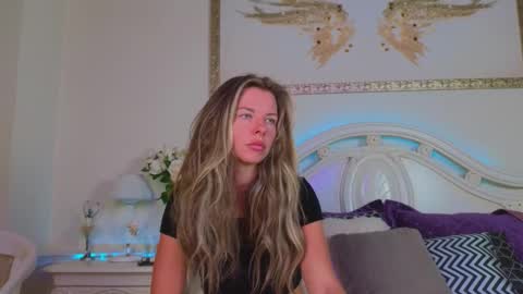 Luna Rishi online show from 15, 9, 2025