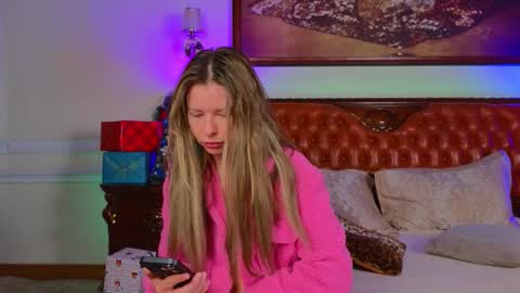 Luna Rishi online show from 15, 12, 2025