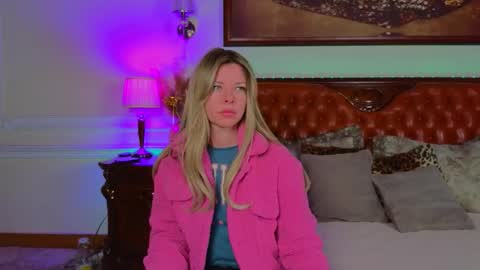 Snapshot of lunarishi chatting on 3, 2, 2026 Luna Rishi online show from 3, 2, 2026