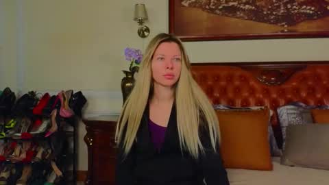 Snapshot of lunarishi chatting on 23, 2, 2026 Luna Rishi online show from 23, 2, 2026