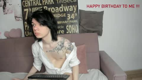 Snapshot of lunaroffset chatting on 30, 5, 2026 Matthew online show from 30, 5, 2026