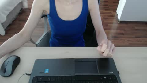 lunavibe_ online show from 18, 5, 2026