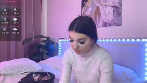 Snapshot of lunavine chatting on 15, 12, 2025 Veronica online show from 15, 12, 2025