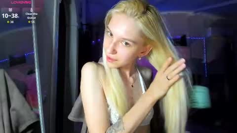 Snapshot of lunawhitex chatting on 10, 7, 2026 Luna online show from 10, 7, 2026