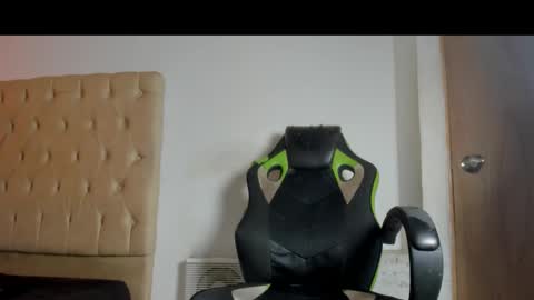 lunay_bigcock420 online show from 14, 2, 2026