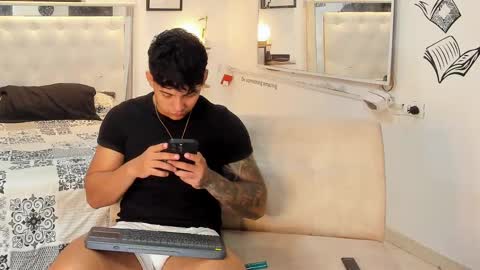 Lunay online show from 9, 9, 2025