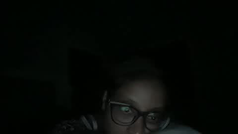 lunchboxgirl online show from 19, 4, 2026