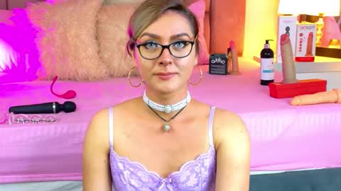 Snapshot of lunitadiva chatting on 9, 3, 2026 lunitadiva online show from 9, 3, 2026