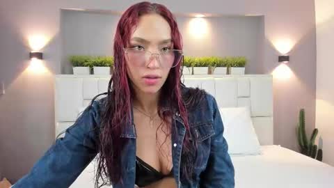 L U N N A online show from 18, 10, 2025