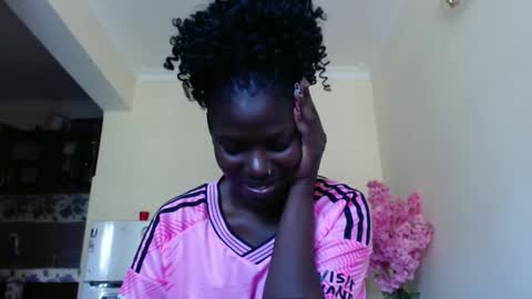 luo_queen online show from 2, 3, 2026