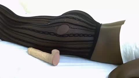 sweet girl online show from 12, 2, 2025