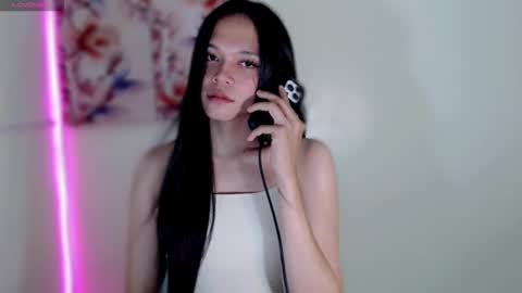 Maxie online show from 9, 11, 2025