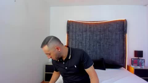 Lushian And Luna online show from 7, 3, 2026